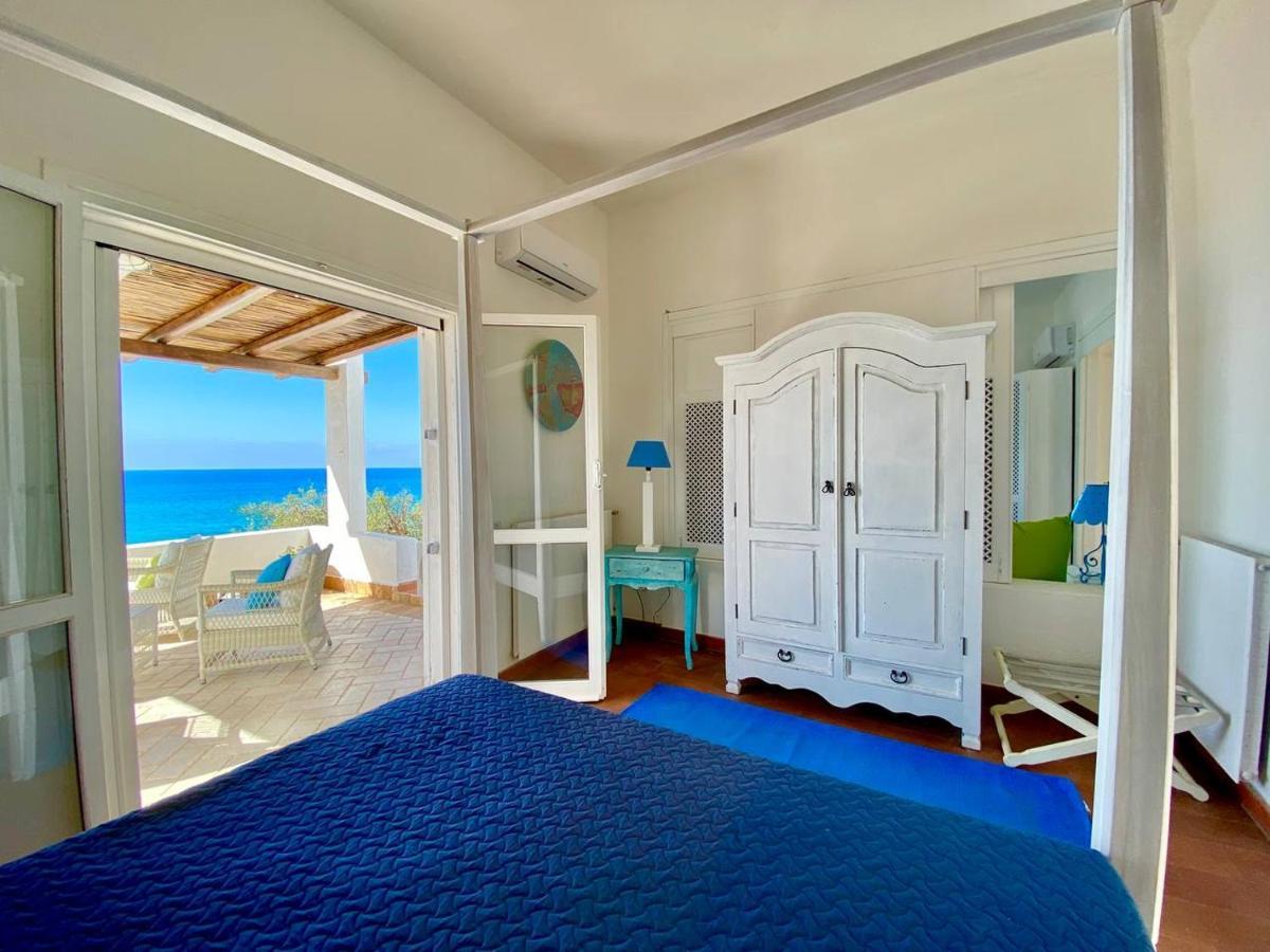 Beachfront House Geremeas Sardegnaアパートメント エクステリア 写真